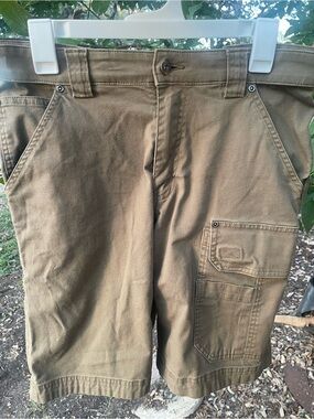 Duluth Trading Co Olive Green Work Shorts